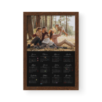 Kép 1/4 - 2023-as naptár hétvégék, ünnepnapok és családi események jelölésével, barna kerettel